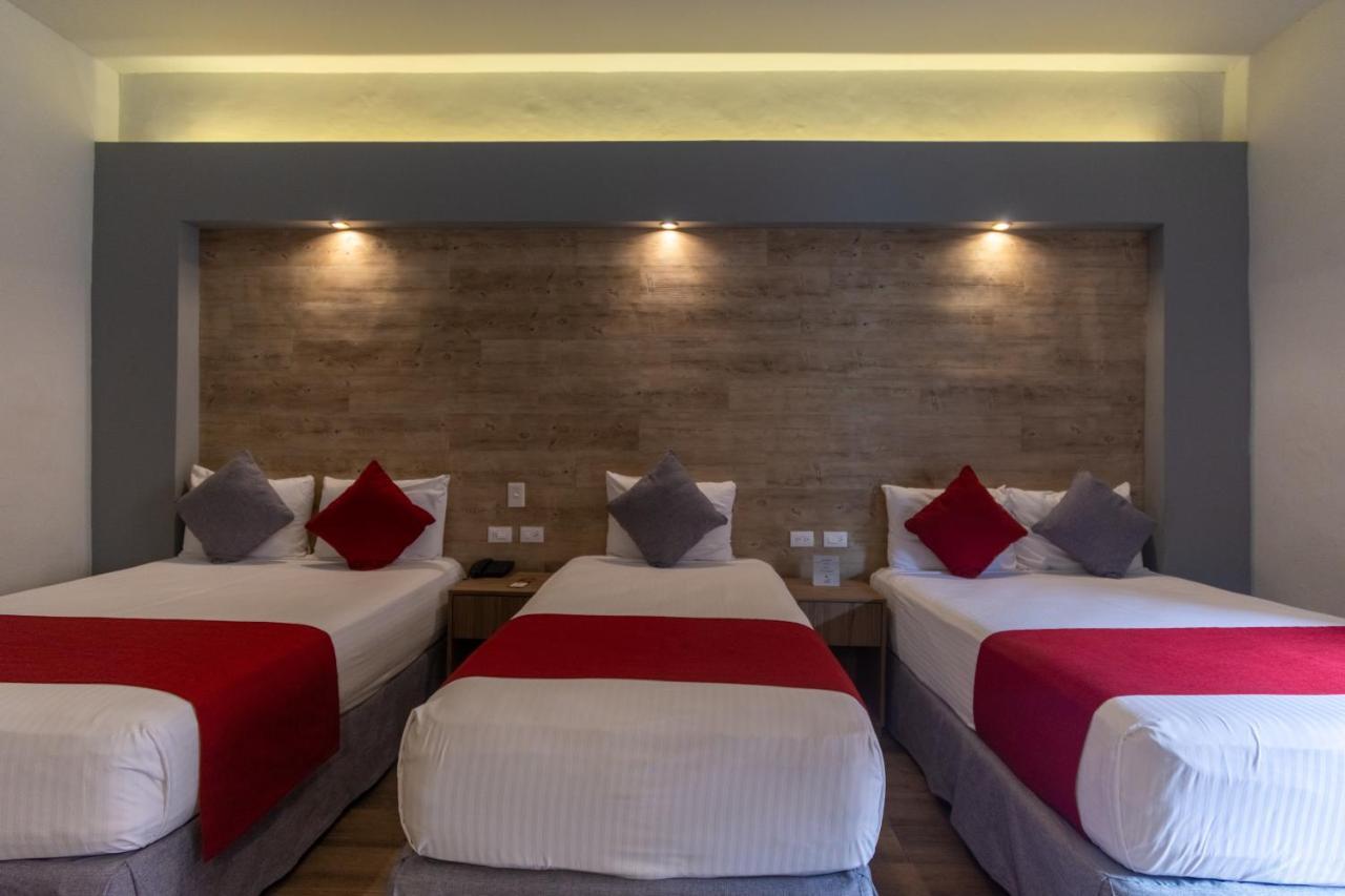 Hotel Hidalgo Queretaro Bagian luar foto