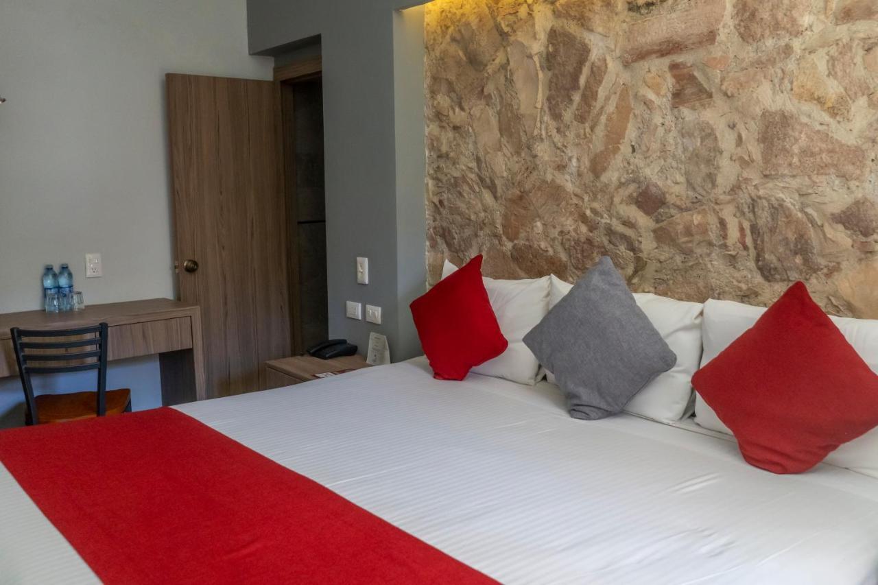 Hotel Hidalgo Queretaro Bagian luar foto