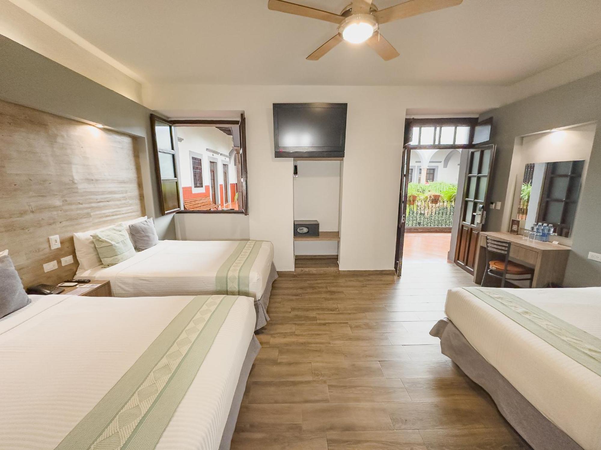 Hotel Hidalgo Queretaro Bagian luar foto